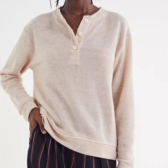 Urban Outfitters Carter Thermal Waffle Knit Long Sleeve Henley/Oatmeal size S - Picture 1 of 8